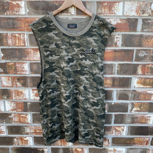 Zara Man Slim Fit Camo Print Sleeveless 