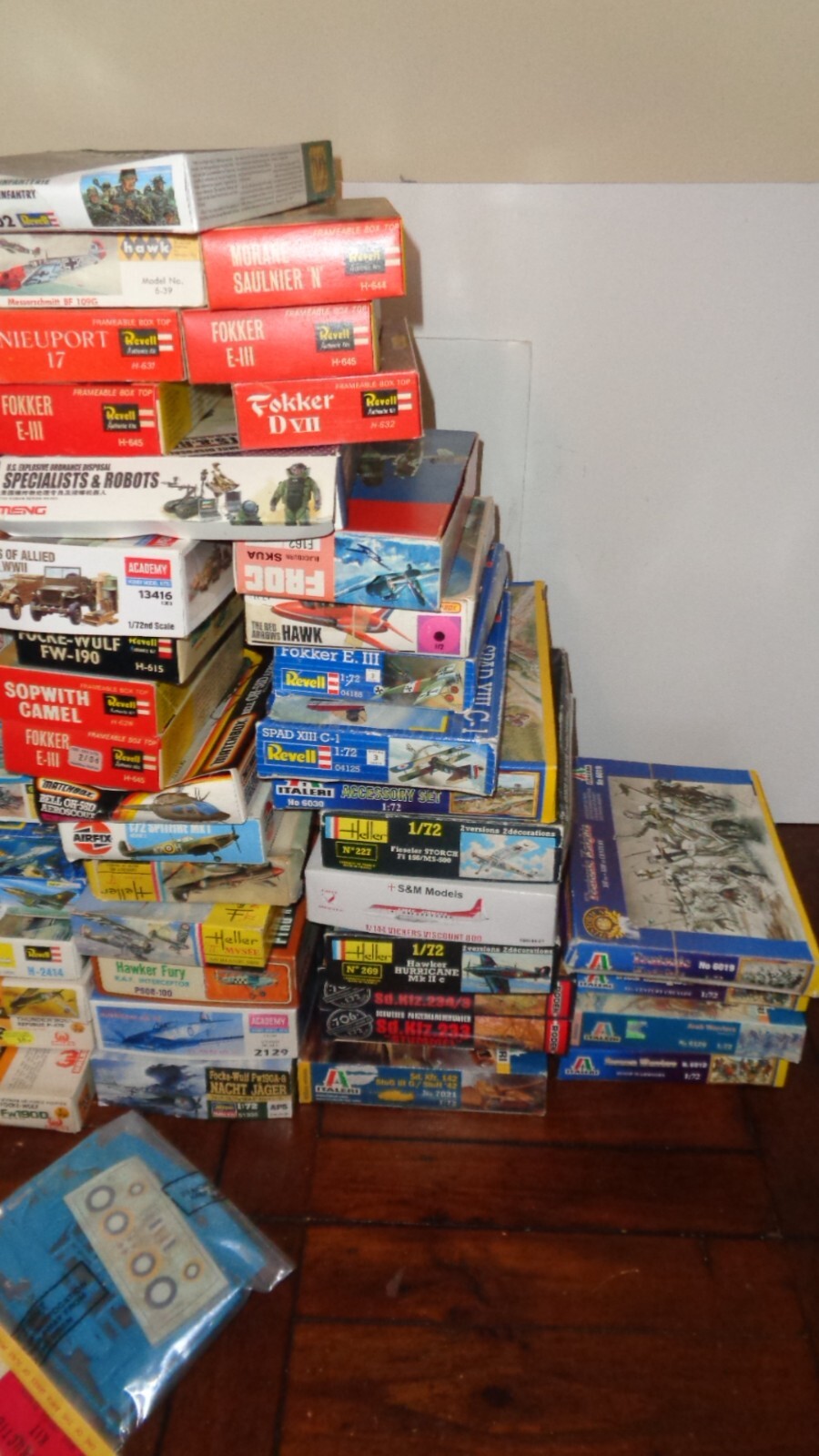 60 plus x model kits job lot bulk lot model kits eBay
