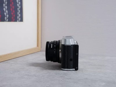 Fujifilm Fuji X-A2 Mirrorless Digital Camera w/35mm f1.6 MF Lens English BLACK