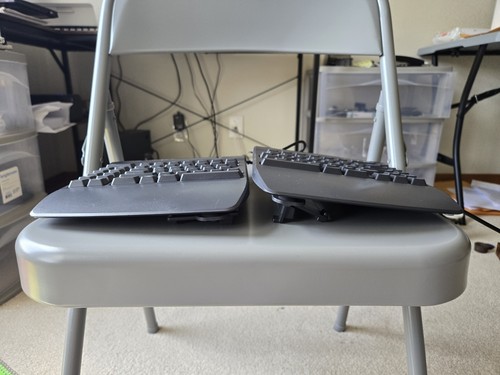 Kinesis Freestyle 2 Ergonomic Split Keyboard KB800 Tested Working - Picture 4 of 4