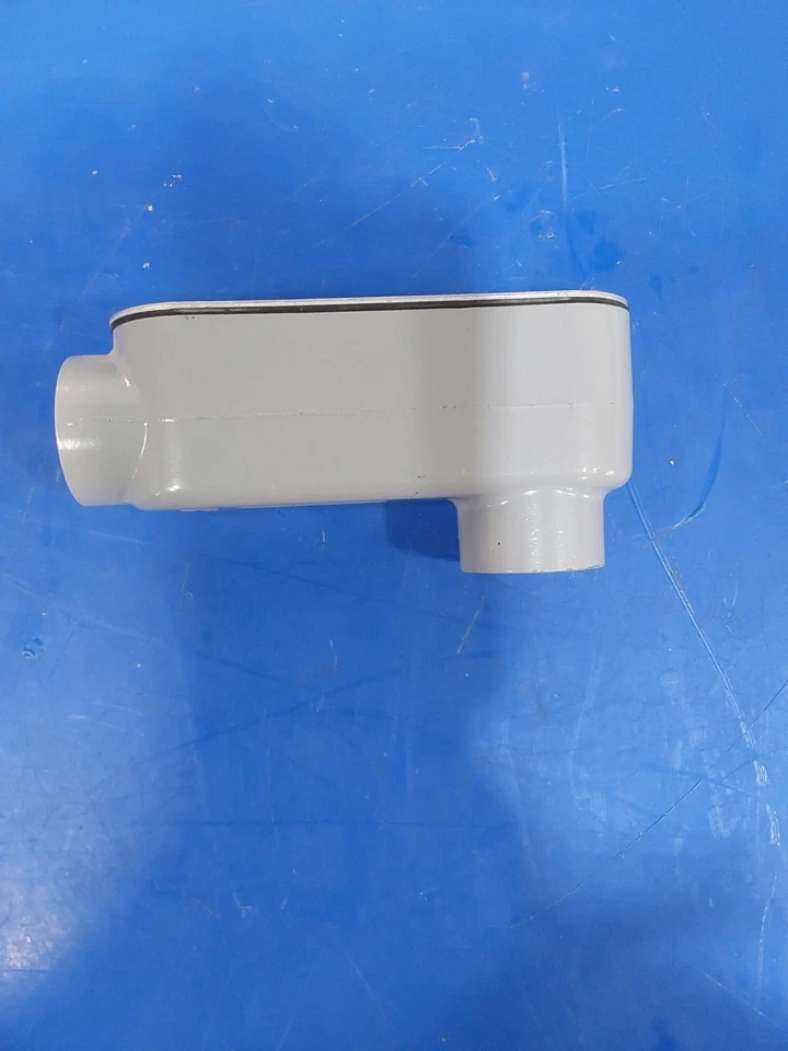 1" Conduit Outlet Body LB Type Threaded Aluminum UL E121488 with Cover  - Image 2 of 4