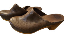 UGG Womens Brown Sherpa Lined Leather Wood Heel Studded Boho Clogs Size 7