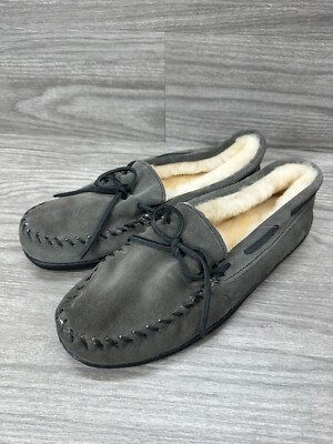 Minnetonka 3749 Mens 8 Sheep Fur Lined Suede Hardsole Moc Slippers