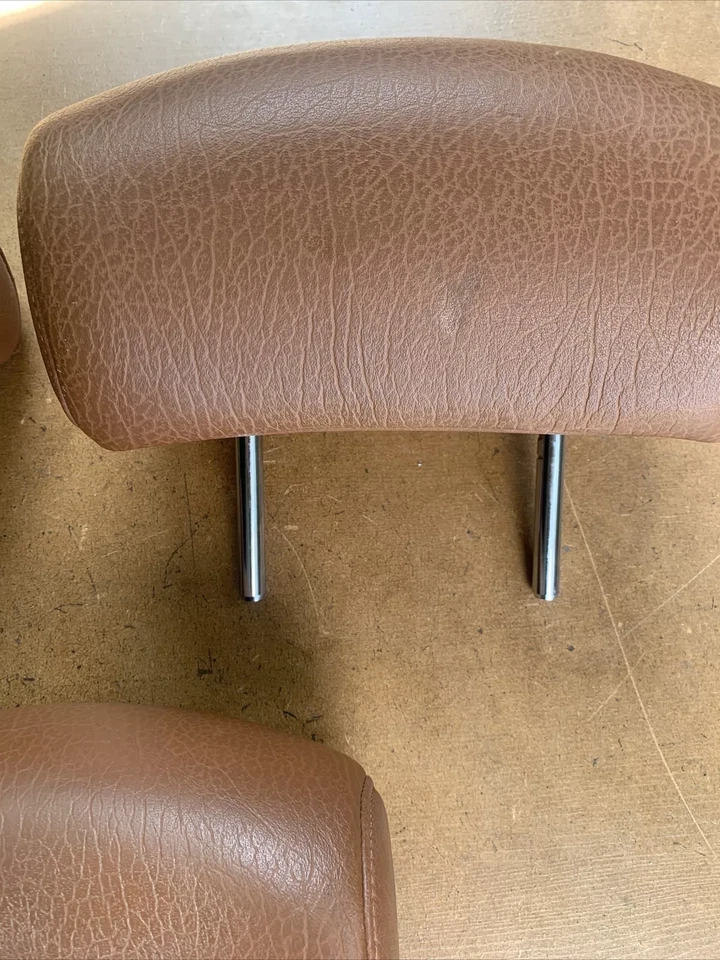 2003-2005 Infiniti FX35 FX45 Headrest Set of 5 Brick Color OEM - Image 4 of 4