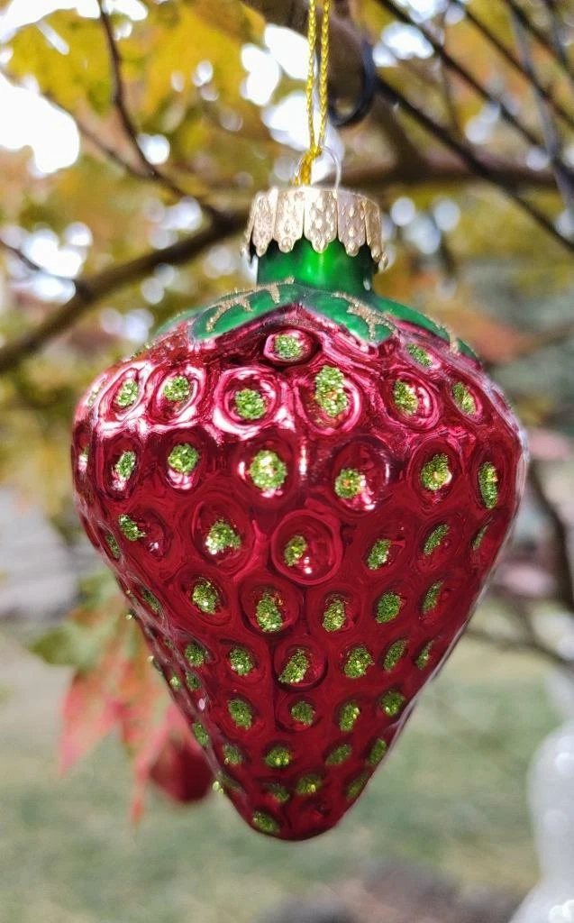 New Glitter accented red strawberry Fruit Food blown glass Christmas Ornament