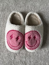Slippers Furry Pink Smiley Face Size 8-9