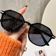 Oversized Black Sunglasses Women Retro Square Hexagon Frame UV400 Luxury Style