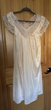 Vintage Cinema  Etoile Soft Peach Nightgown w/Lace Detail Sz M