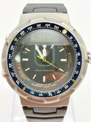 Seiko Field Master H558-5020 Titan schwarzes Zifferblatt Uhr aus Japan
