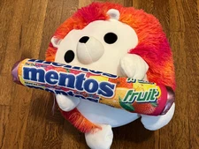 Zuru Snackles HEIDI the Hedgehog w/Fruit Mentos 14” Plush Series 2