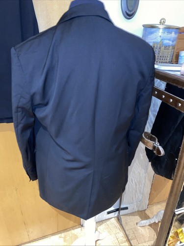 Marks& Spencer’s Men’s Italian Extra Fine Merino Wool Suit, 40 Reg, 34/31 - Picture 8 of 11