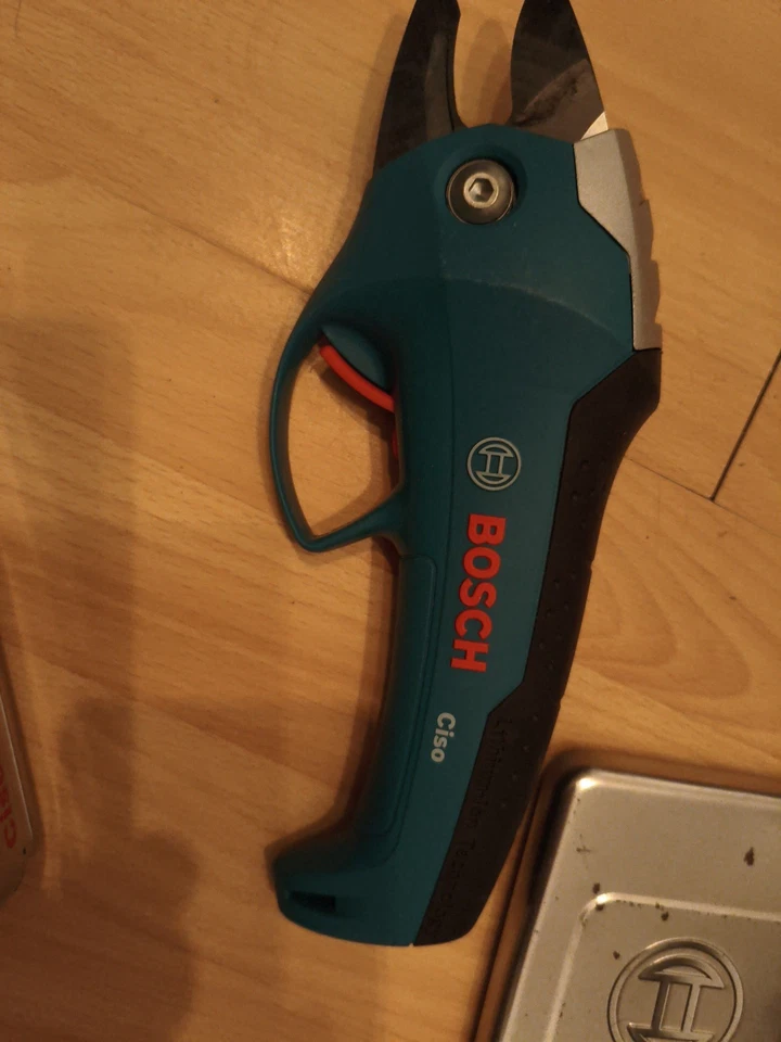 Bosch CISO Gartenschere/Astschere mit Lithium-Ionen-Akku Gebraucht - Bild 3 von 4