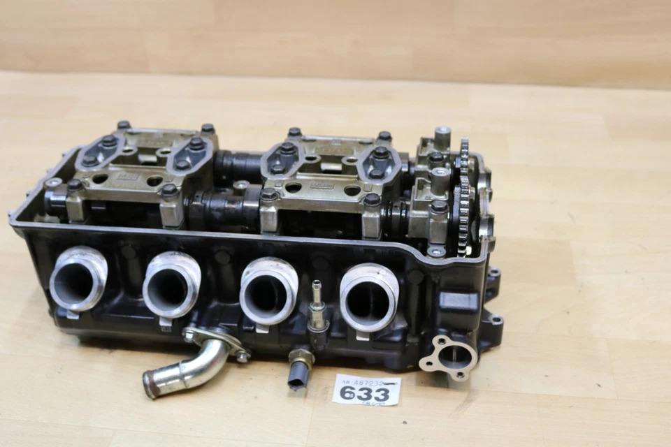 Honda CB 650 R Cylinder Head 2019 - 2020 14k miles - Image 2 of 4