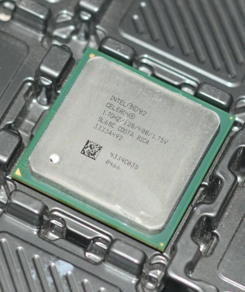 Pentium 4 SL68C 1.7Ghz/128/400 Douille 478 - Image 2 of 4