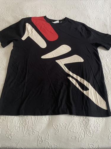 Vintage Fila Shirt Men's Large Black Graphics Logo 100% Cotton Short Sleeves - Picture 2 of 8