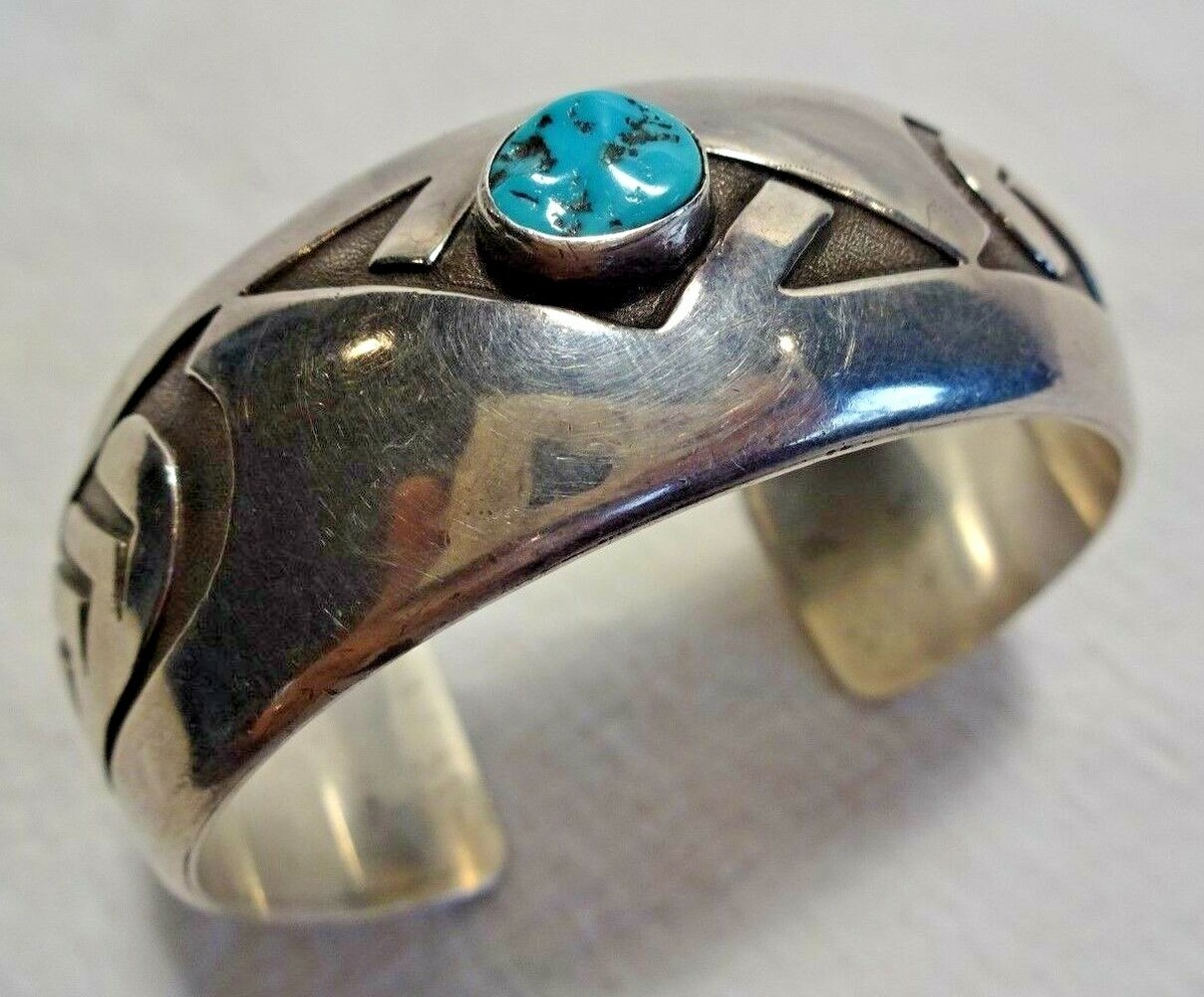 Brilliant Vintage Native American Navajo Coral Sterling Silver Shadowbox Huge Ring Brilliant Vintage Native American Navajo Coral Sterling Silver Shadowbox Huge Ring