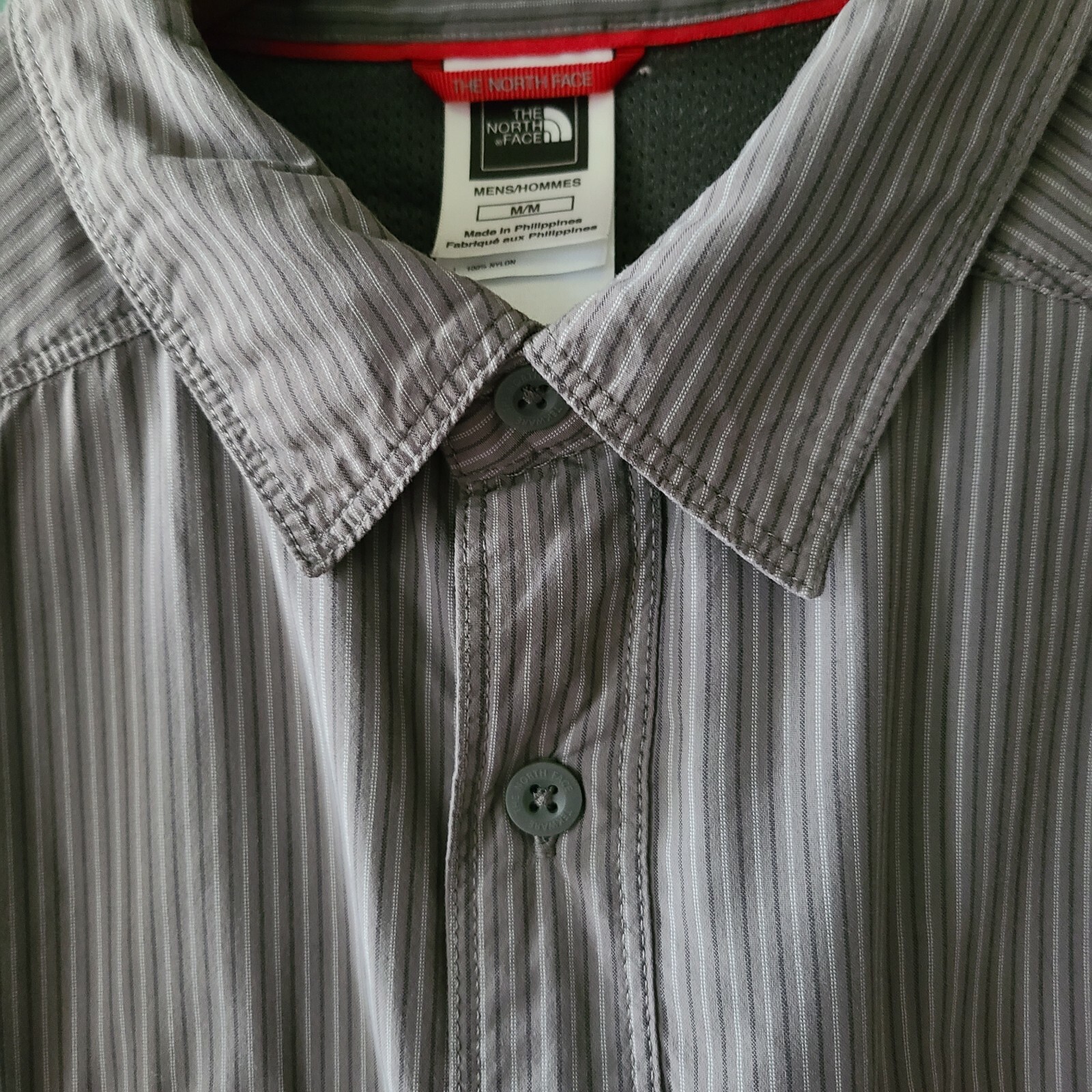 The North Face Gray Button Down - image 5