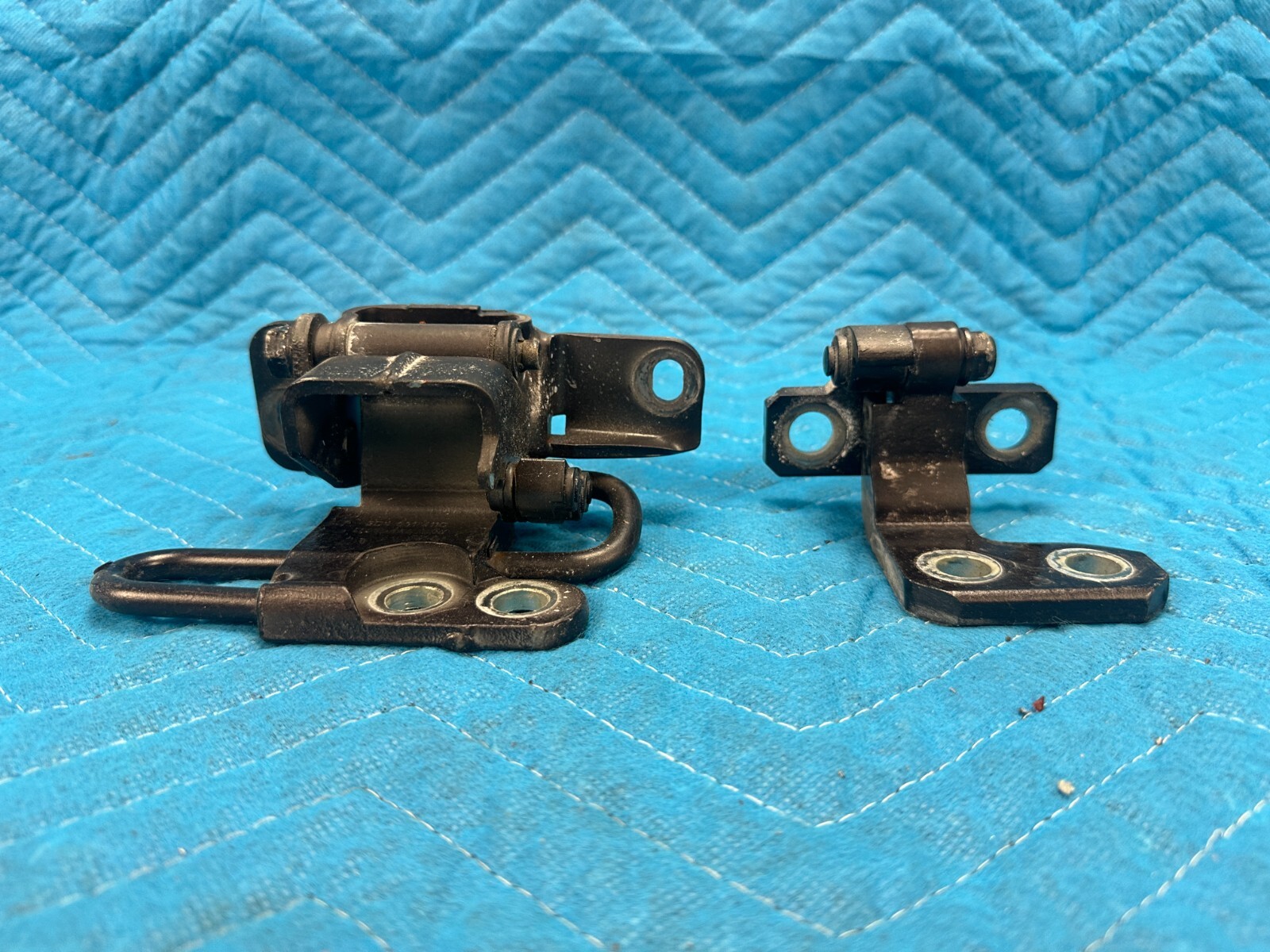 Bentley Cont Flying Spur Front Driver's Door Upper & Lower Hinges 2006-2012 OEM