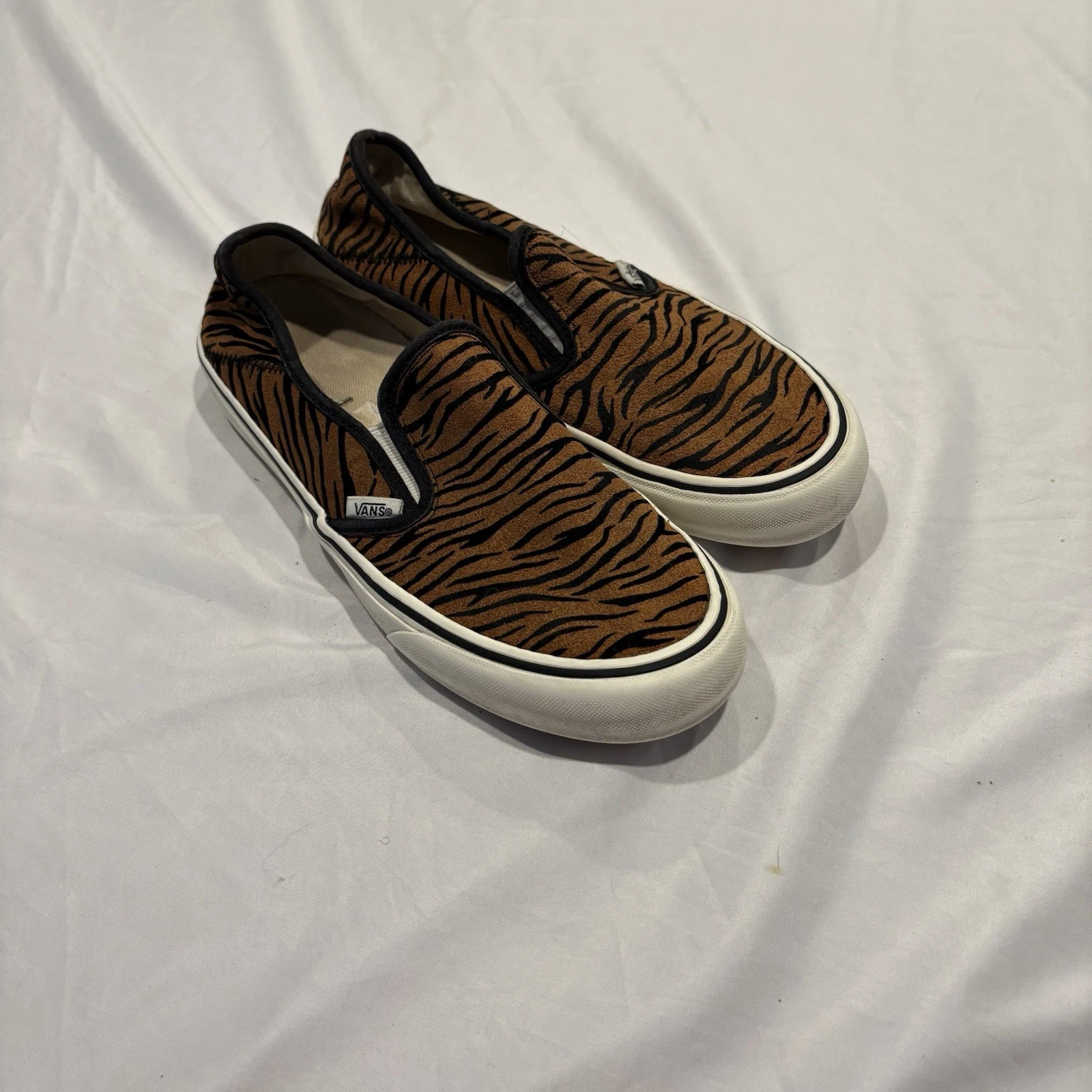 Mocassini slip on Vans Off the Wall stampa tigre taglia uomo 7 donna 9