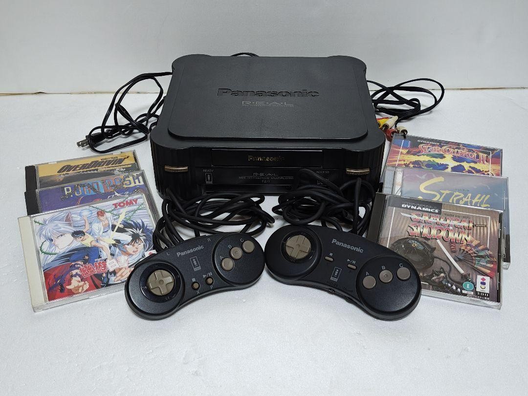 Panasonic REAL 3DO FZ-1 Console with 6 Game Software Lot