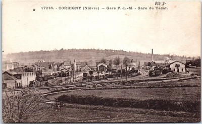 58 CORBIGNY - Der PLM-Bahnhof & Bahnhof Tacot.