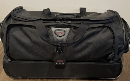 TUMI Boston Large Ballistic Nylon Duffle Bag Travel Weekender Black