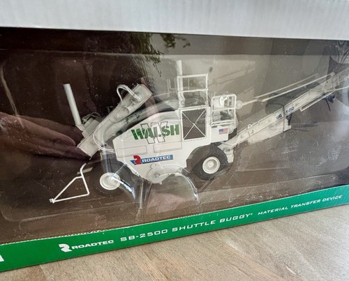 First Gear #59-3267 Walsh Construction Roadtec SB-2500 Shuttle Buggy Diecast New - Picture 3 of 15