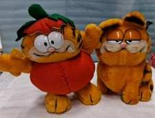 Vintage 1981 Dakin 8  X 2 GARFIELD Orange Cat Stuffed Animal Plush