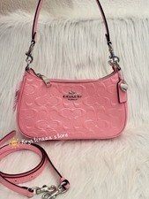 NWT Coach CDA98 Teri Shoulder Bag In Signature Leather With Heart Charm Pink