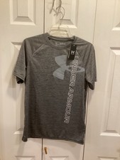 Boys Under Armour Logo T-Shirt New With Tag Size YXL /JTG Grey Color