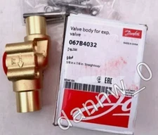 1PC New in box DANFOSS 067B4032 Expension Valve