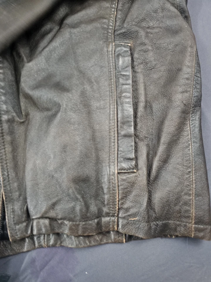 Vintage BlackRivet Men's Leather Distressed Brown Motorcycle Jacket Size Medium - Image 4 of 4