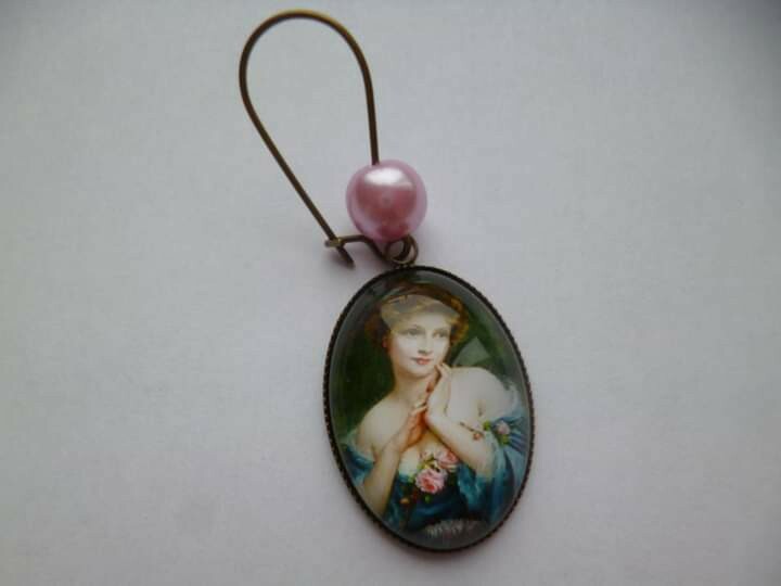 Boucles d’oreilles bronze 14mm avec cabochons verre transparents