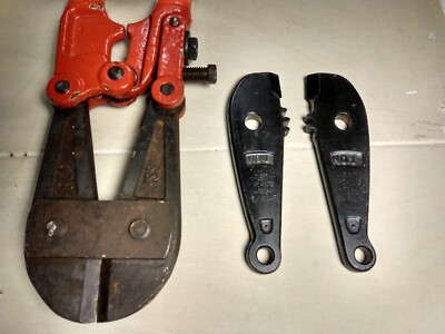 24''bolt cutter with an extra set of jaws 