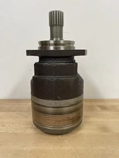 CAT OEM 105-3196: BIDIRECTIONAL GEROTOR MOTOR