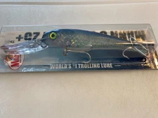 Mann's Stretch 25+ Mullet with Mylar trolling Lures