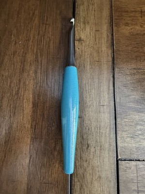 Furls Odyssey Crochet Hook Turquoise Size I 5.5mm Original Discontinued Rare