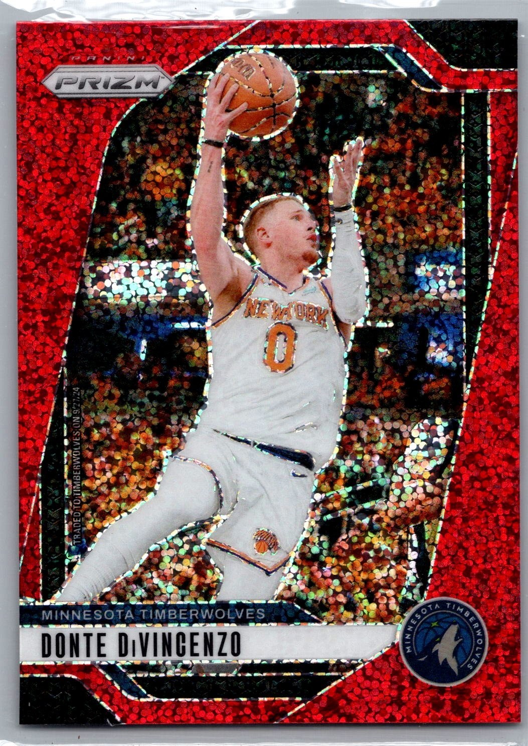 2024-25 Panini Prizm - Donte DiVincenzo #51 Red Sparkle Prizm