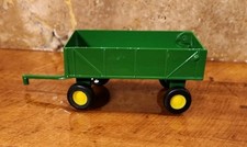 Ertl Diecast Green John Deere Farm Wagon Trailer