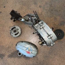 BLOCCO MOTORE BASAMENTO CICLOMOTORE BENELLI 4 Marce (credo)