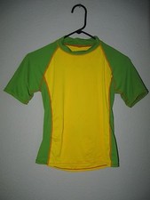 Sun Skin Short Sleeve Rash Guard - Size 10  32" chest before stretched 