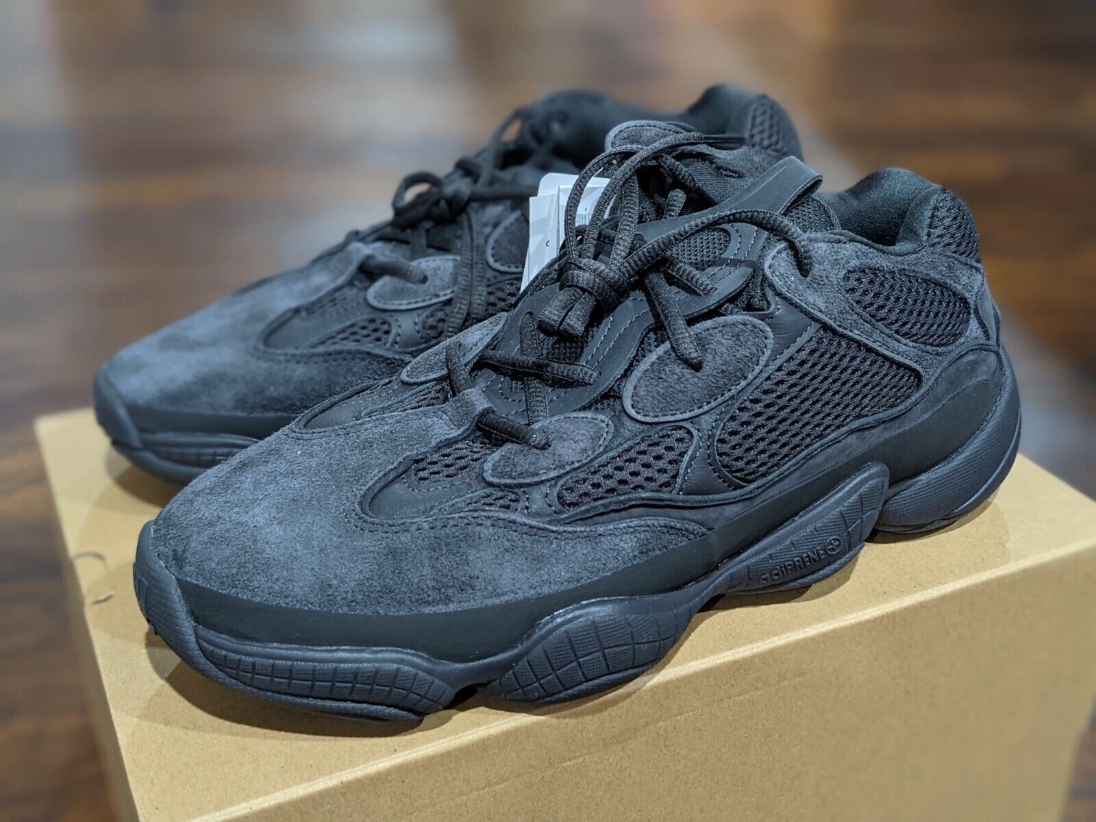 【新品、未使用】yeezy 500 ユーティリティ ブラック