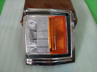 TOYOTA CROWN MS11  LS110 RS110 FRONT CLEARANCE LAMP LH NOS JAPAN P/N 81621-30140