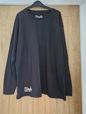 T-shirt nera manica lunga nuova con etichetta taglia L abbigliamento semplice