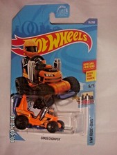 Hot Wheels 2020  Treasure Hunt  Grass Chomper  HW Ride-Ons  1:64 scale
