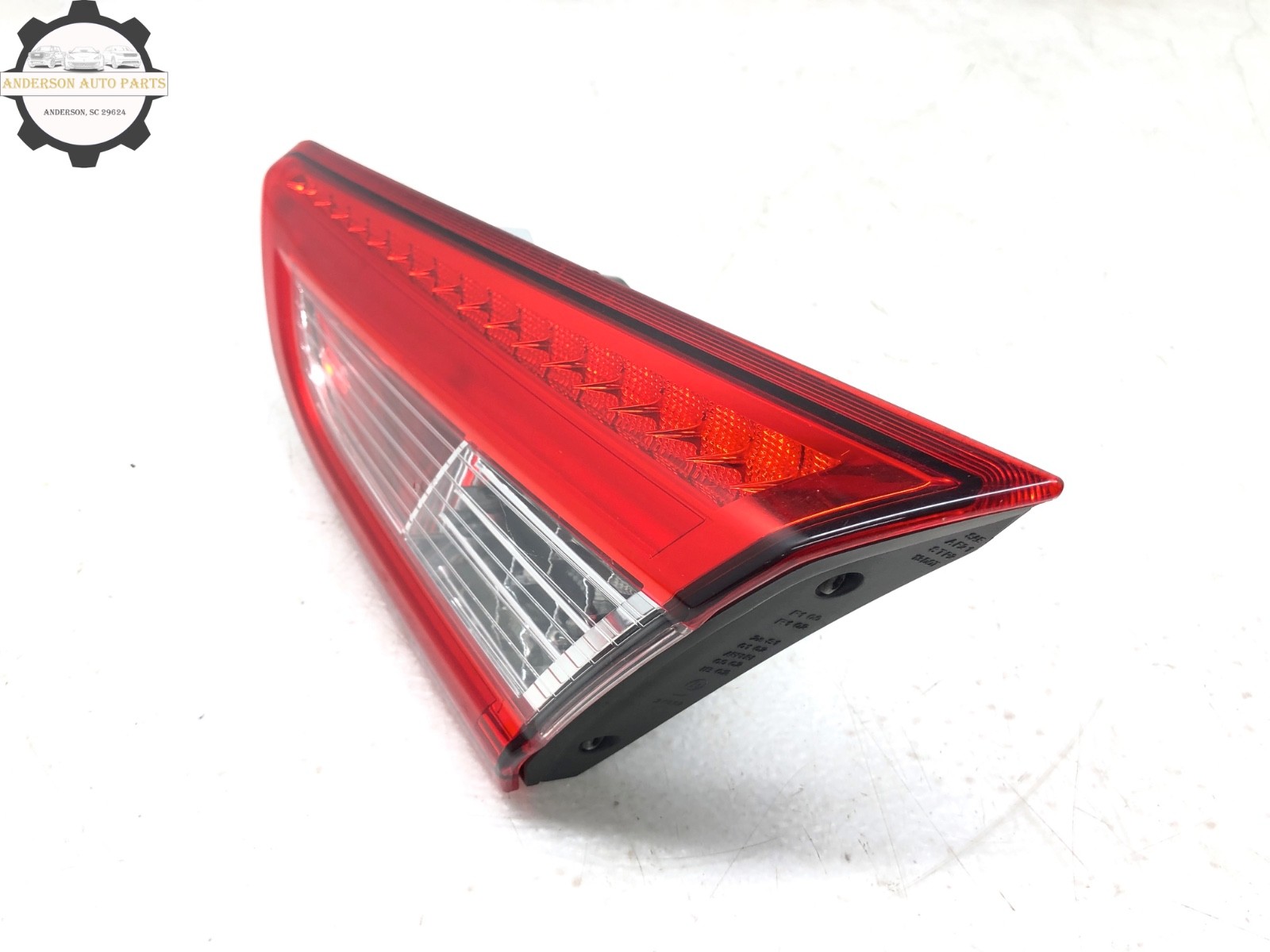 2014-2019 MASERATI GHIBLI RIGHT PASSENGER REAR INNER TAILLIGHT OEM