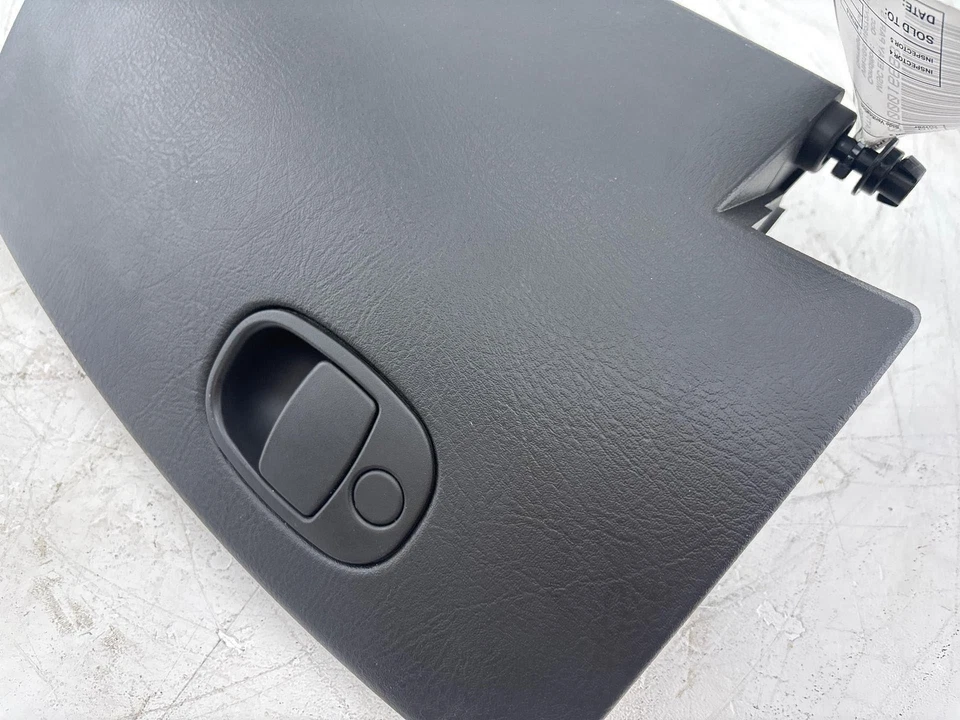 Saturn S Series Sl1 2000-2002 guantera delantera tablero compartimento de almacenamiento OEM Foto 3 de 4