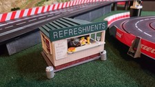 Slot Car Refreshment Stand w/2 Garbage Cans, 1:32 Scale, Magnetic Racing