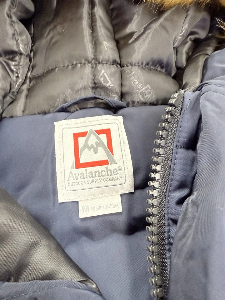 Chaqueta de Invierno Avalanche Piel Sintética Recortada Capucha Repelente al Agua/Viento Parka Mediana Foto 3 de 4