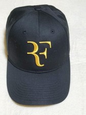 Cappellino UNIQLO Roger Federer RF 2023 edizione limitata nero e oro mai usat...